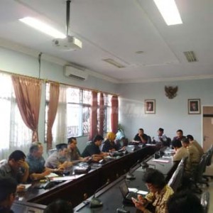 Komisi D Rapat Dengar Pendapat Dengan Disnakertan Jember