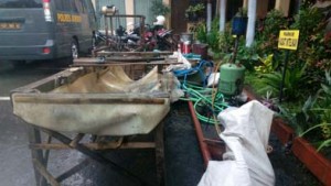 ALAT TAMBANG EMAS YANG DISITA POLISI