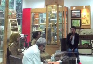 DIALOG INTERAKTIF TEMBAKAU