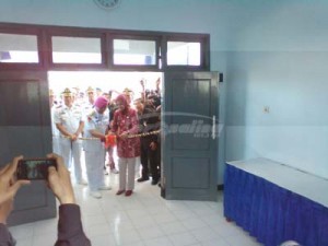 BUPATI FAIDA MERESMIKAN POS ANGKATAN LAUT