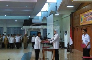 Bupati Faida mutasi pejabat eselon III