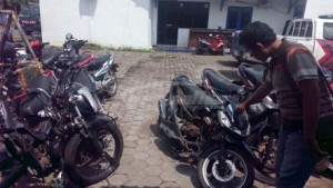 BB laka Jalan Hayam Wuruk